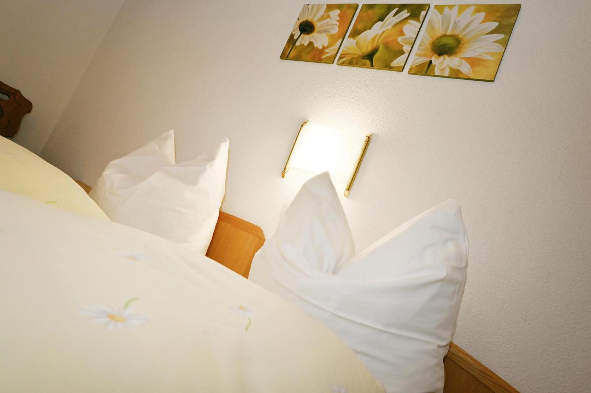 Gaestehaus Rundblick Schruns Bagian luar foto