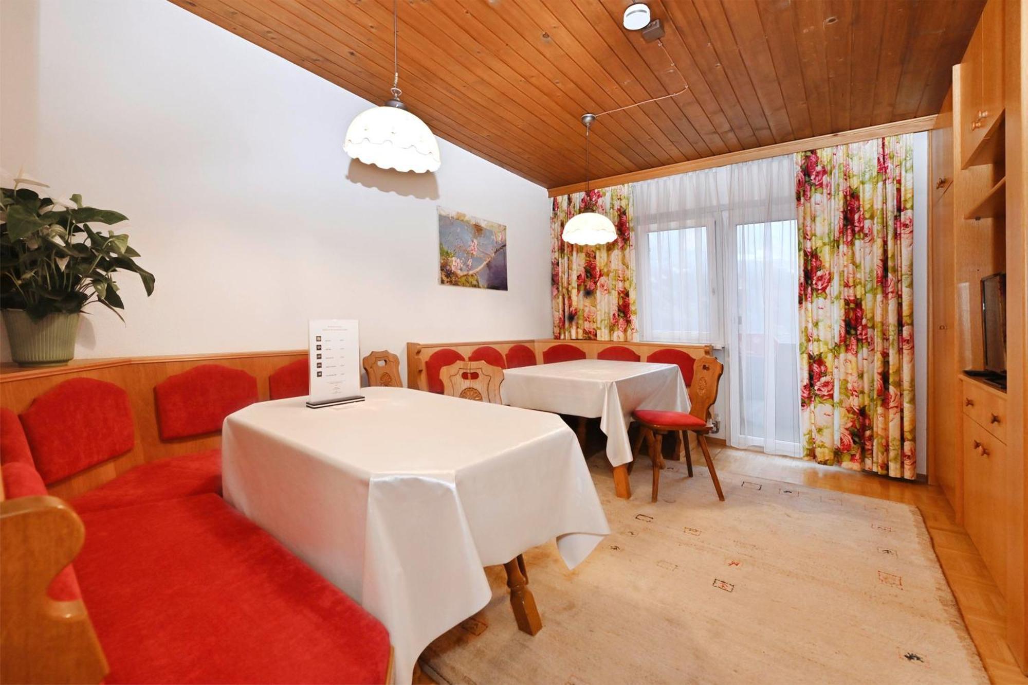 Gaestehaus Rundblick Schruns Bagian luar foto
