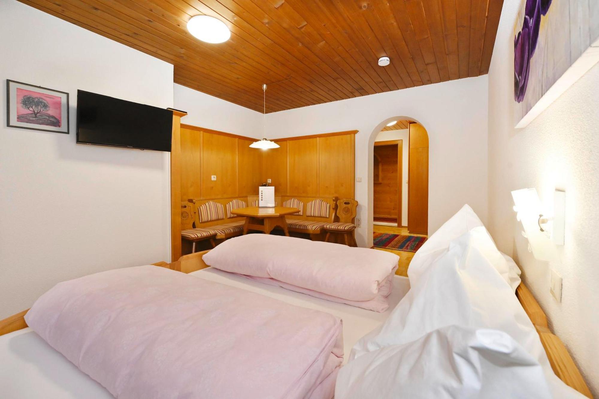 Gaestehaus Rundblick Schruns Bagian luar foto